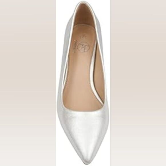 (62-3895) Oripalla High Heels Sz 6.5 - Picture 1 of 9